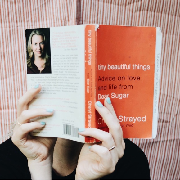 Tiny Beautiful Things book by Cheryl Strayed - Picture 4 of 4